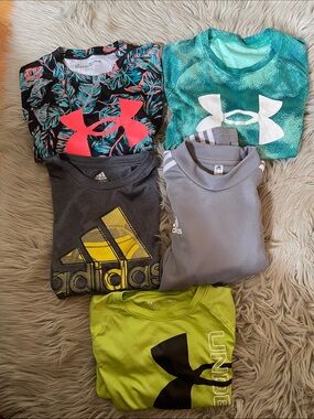 Under Armour Kids' bundle  Shirts